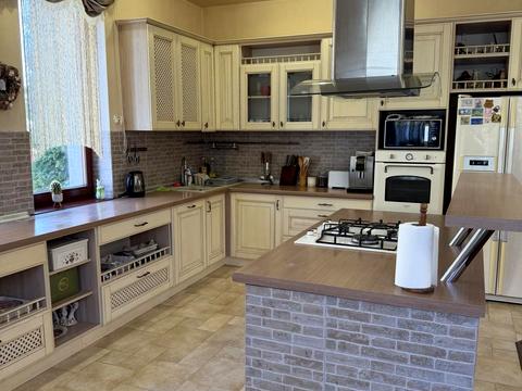 будинок за адресою Золотиста вул.