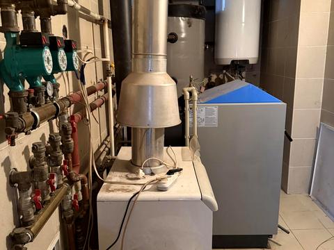 будинок за адресою Золотиста вул.