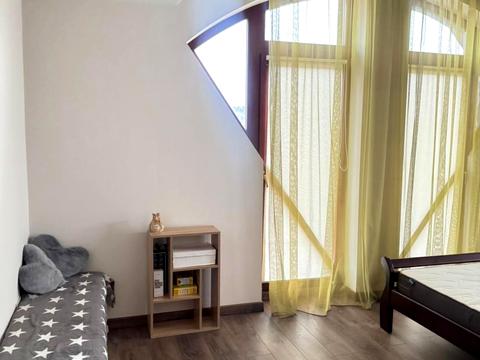 будинок за адресою Золотиста вул.