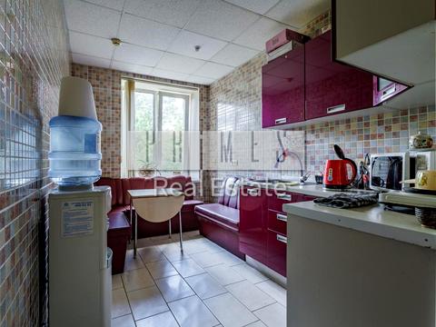 комерційна за адресою Кирилівська вул. (Фрунзе), 160