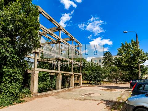 комерційна за адресою Кирилівська вул. (Фрунзе), 160