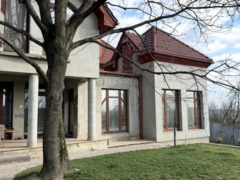 будинок за адресою Золотиста вул.