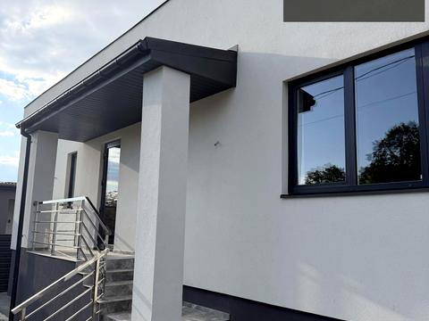 будинок за адресою Соснова вул.