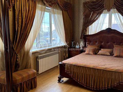 дом по адресу Достоинства ул. (Жертв Революції)