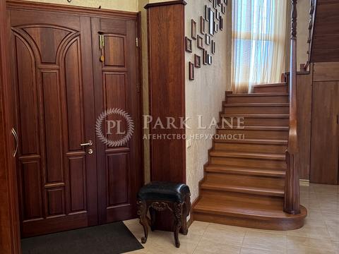 дом по адресу Достоинства ул. (Жертв Революції)