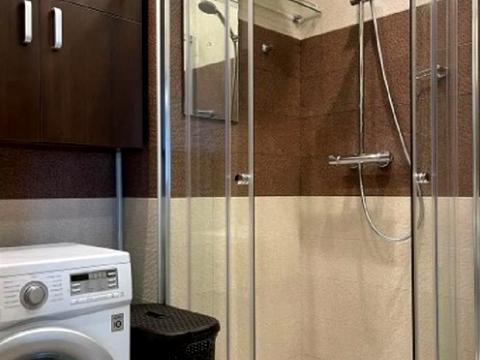 квартира по адресу Киев, Героев Полка "Азов ул. (Малиновского маршала), 8