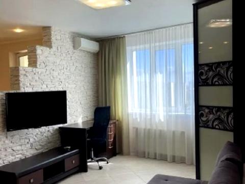 квартира по адресу Киев, Героев Полка "Азов ул. (Малиновского маршала), 8