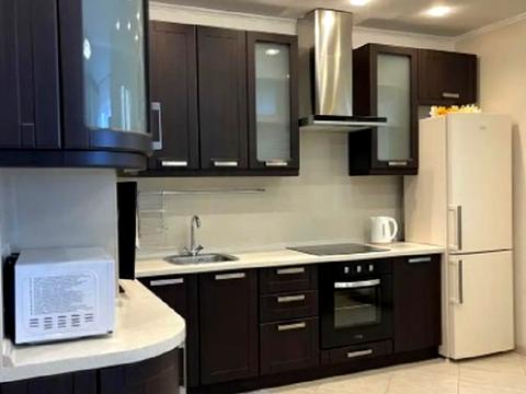 квартира по адресу Киев, Героев Полка "Азов ул. (Малиновского маршала), 8