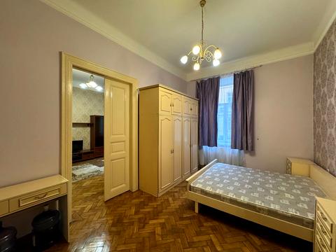 квартира за адресою Миколи Леонтовича вул., 5