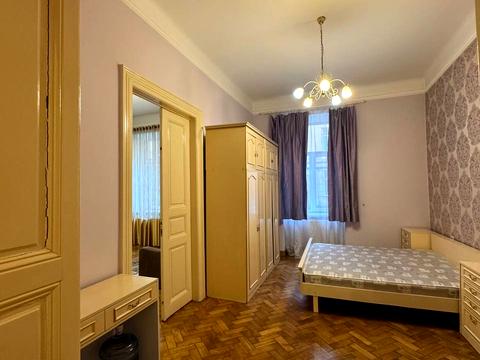 квартира за адресою Миколи Леонтовича вул., 5