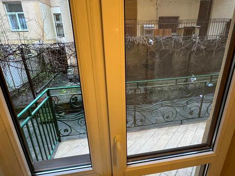 квартира за адресою Миколи Леонтовича вул., 5