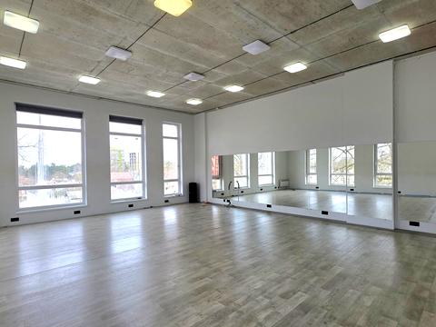 коммерческая по адресу Садовая ул., 33