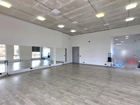 коммерческая по адресу Садовая ул., 33