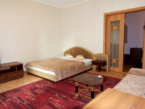 квартира за адресою Анни Ахматової вул., 35-Б