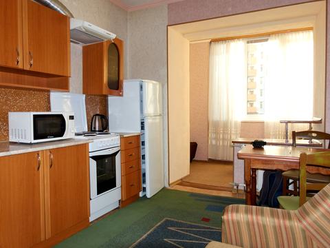 квартира за адресою Анни Ахматової вул., 35-Б