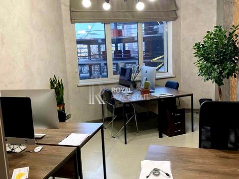 коммерческая по адресу Василия Тютюнника ул. (Анрі Барбюса), 37/1