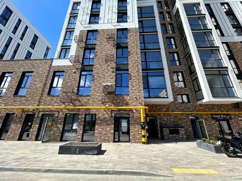 комерційна за адресою Відродження просп., 32-A/1