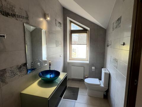 будинок за адресою Академічна вул., 15