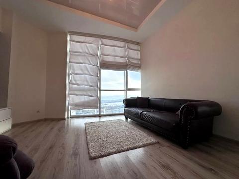 квартира за адресою Дмитра Яворницького просп. (Карла Маркса), 5