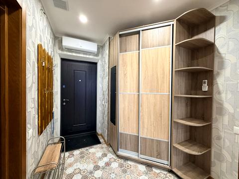 квартира за адресою Олександра Олеся вул., 2-Б