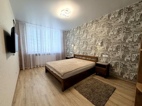 квартира за адресою Олександра Олеся вул., 2-Б