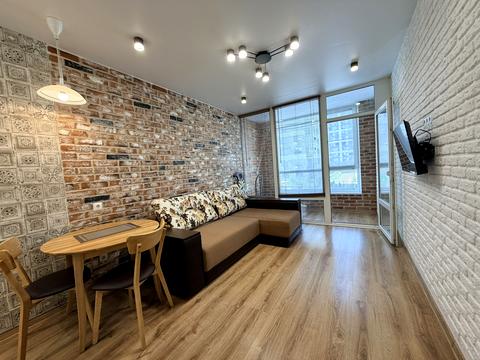 квартира за адресою Олександра Олеся вул., 2-Б