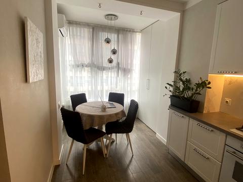 квартира за адресою В'ячеслава Чорновола вул., 46-Д