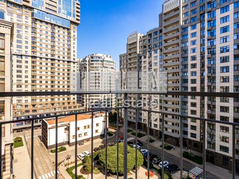 квартира за адресою Андрія Верхогляда вул. (Михайла Драгомирова), 18-А