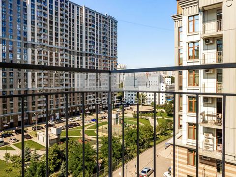 квартира за адресою Андрія Верхогляда вул. (Михайла Драгомирова), 18-А