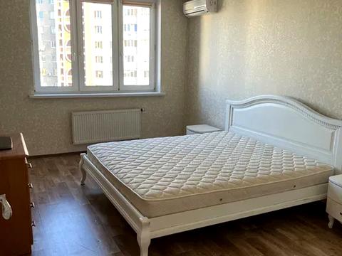 квартира за адресою Червоної Калини просп. (Володимира Маяковського), 68