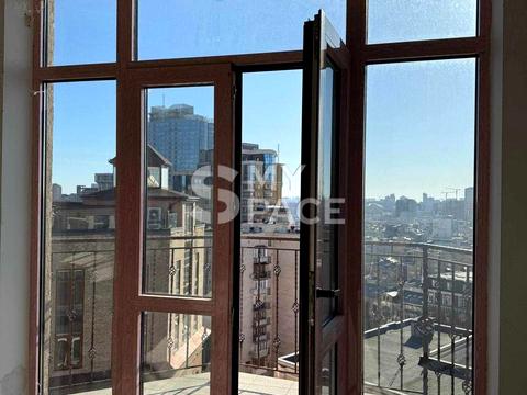 коммерческая по адресу Крутой спуск, 7