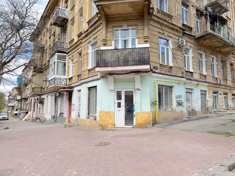 комерційна за адресою Ніжинська вул., 7