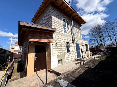 дом по адресу Єсеніна