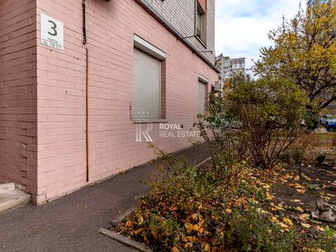 комерційна за адресою Василя Верховинця вул., 10