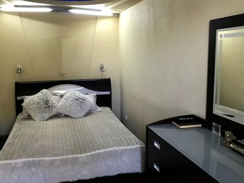 квартира за адресою Дніпро, Дмитра Яворницького просп. (Карла Маркса), 10