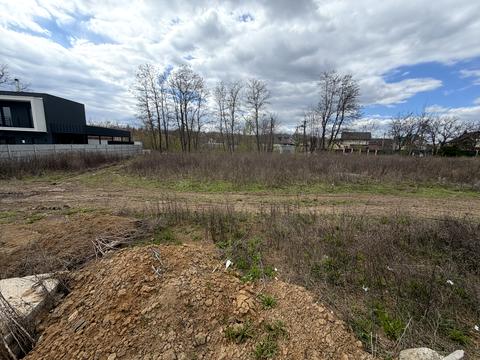 участок по адресу 