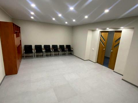 комерційна за адресою Відпочинку вул., 12