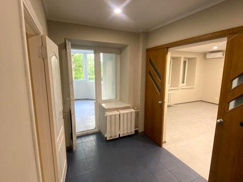 комерційна за адресою Відпочинку вул., 12