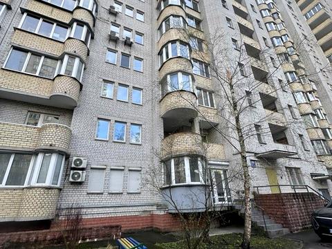 комерційна за адресою Відпочинку вул., 12