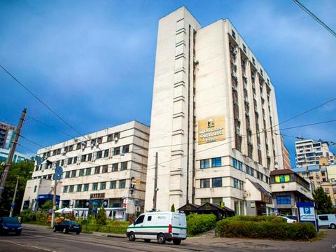 комерційна за адресою Дмитрівська вул., 18/24