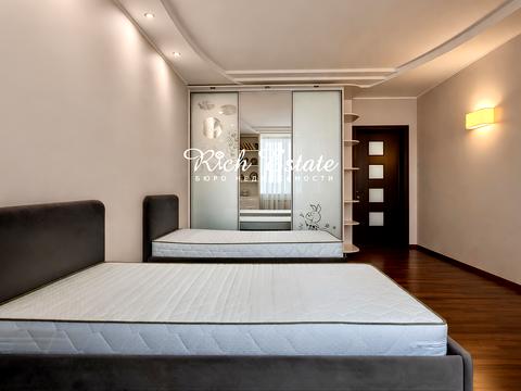 квартира за адресою Голосіївський просп. (40-річчя Жовтня), 68