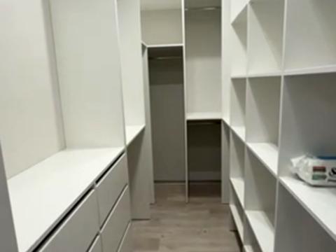 квартира за адресою Київ, Олександра Олеся вул., 9