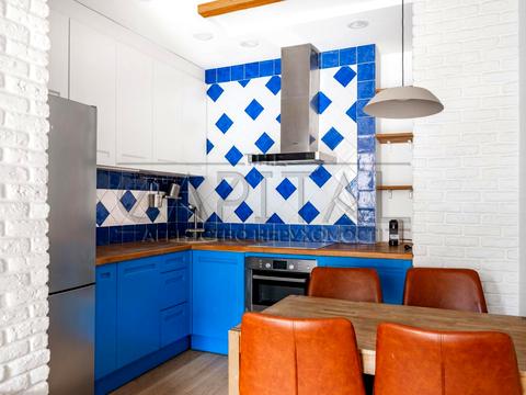 квартира за адресою Регенераторна вул., 4 к4