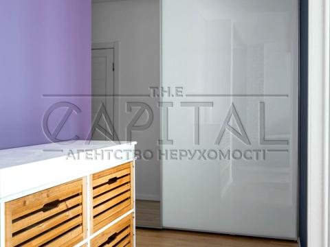 квартира за адресою Регенераторна вул., 4 к4