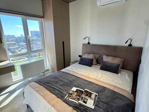 квартира за адресою Київ, Михайла Максимовича вул. (Онуфрія Трутенка), 26