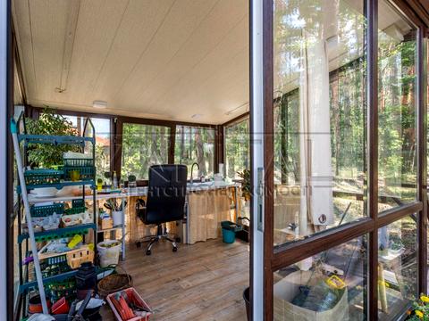 будинок за адресою Лугова