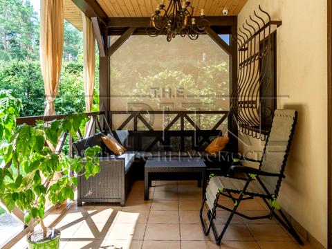 будинок за адресою Лугова