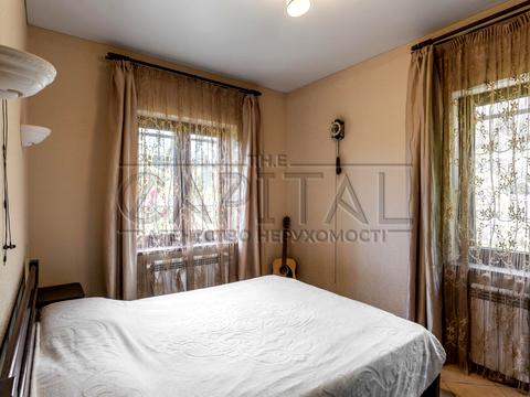 будинок за адресою Лугова