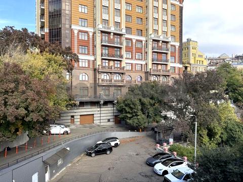 коммерческая по адресу Богдана Хмельницкого ул., 42/32
