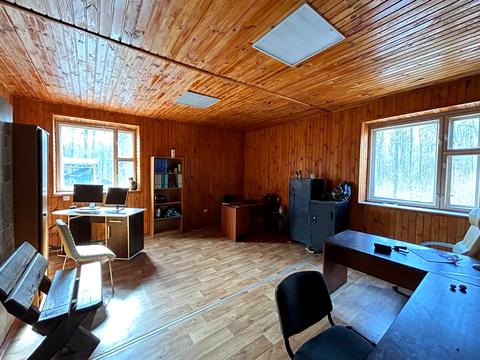 комерційна за адресою Будівельна, 1